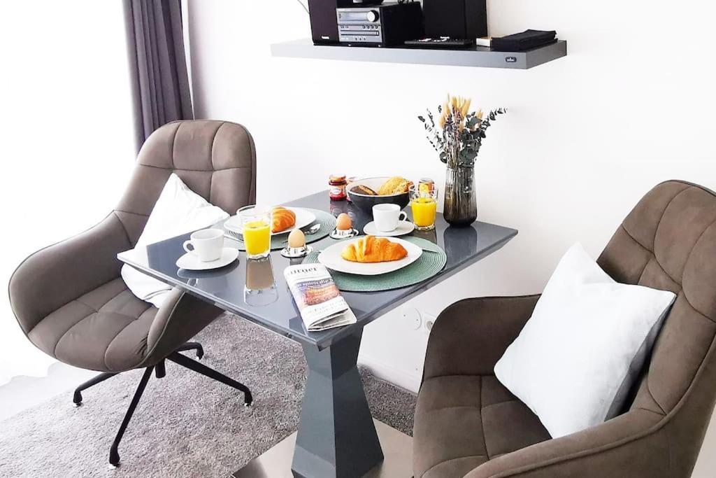 Hh 04 By Rockchair - Superhost Status - Modernes Mit Sonnigem Balkon & Premium Boxspringbetten In Winterhude - Geheimtipp Appartement