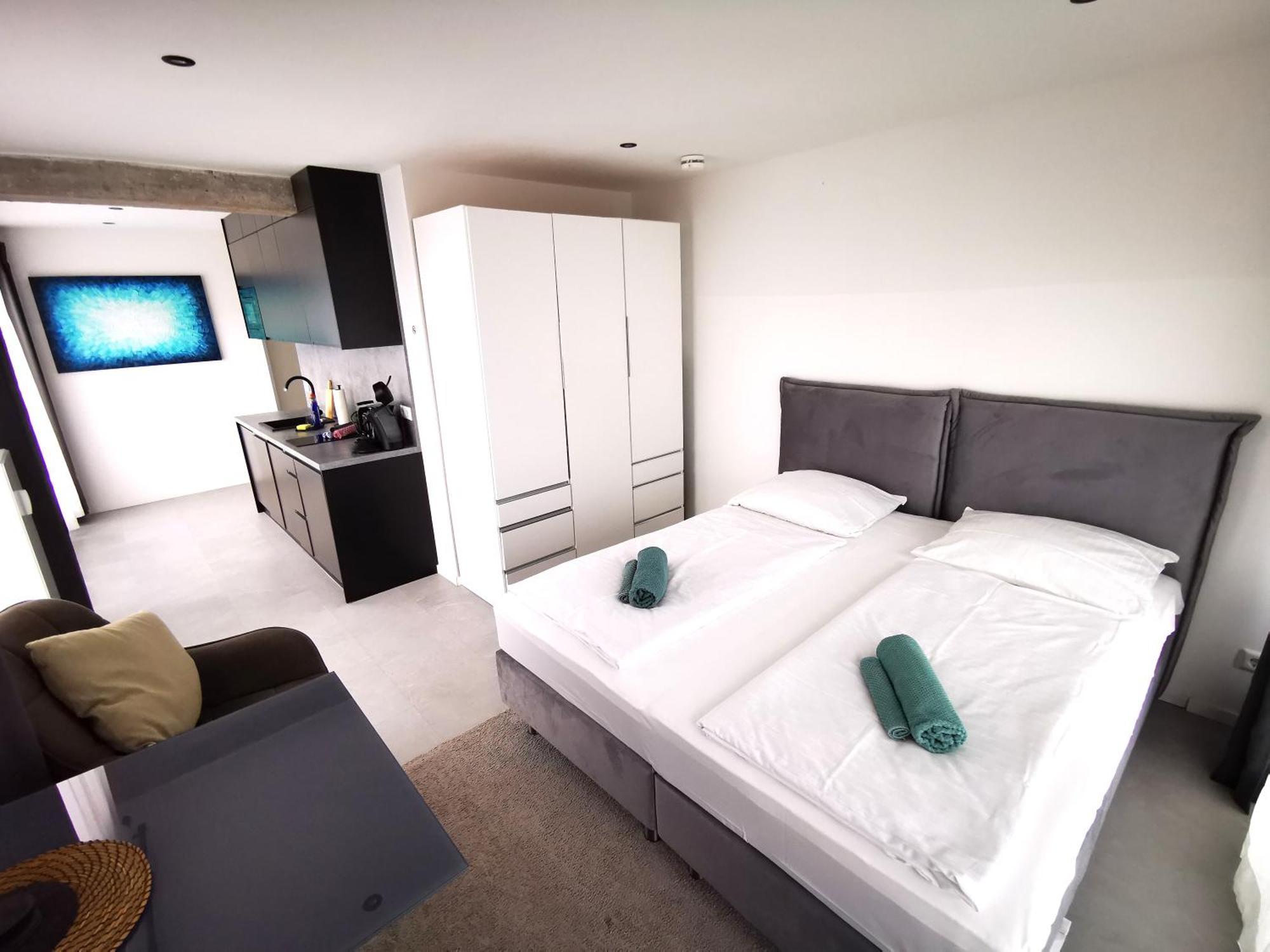 Hh 04 By Rockchair - Superhost Status - Modernes Mit Sonnigem Balkon & Premium Boxspringbetten In Winterhude - Geheimtipp Appartement *