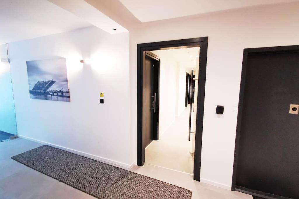 Appartement Hh 04 By Rockchair - Superhost Status - Modernes Mit Sonnigem Balkon & Premium Boxspringbetten In Winterhude - Geheimtipp Hamburg-Harburg