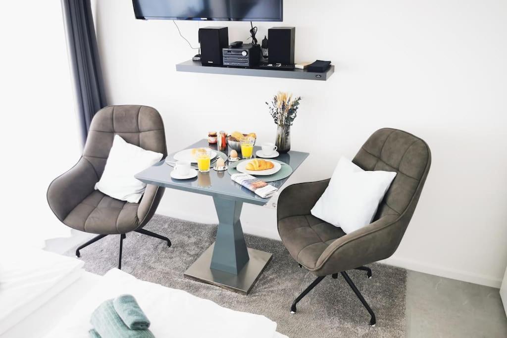 Hh 04 By Rockchair - Superhost Status - Modernes Mit Sonnigem Balkon & Premium Boxspringbetten In Winterhude - Geheimtipp Hamburg-Harburg